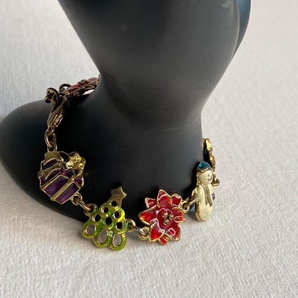 Christmas Charm Bracelet Gold Tone Chain Lobster Claw Enamel Coated Charms - Picture 2 of 9